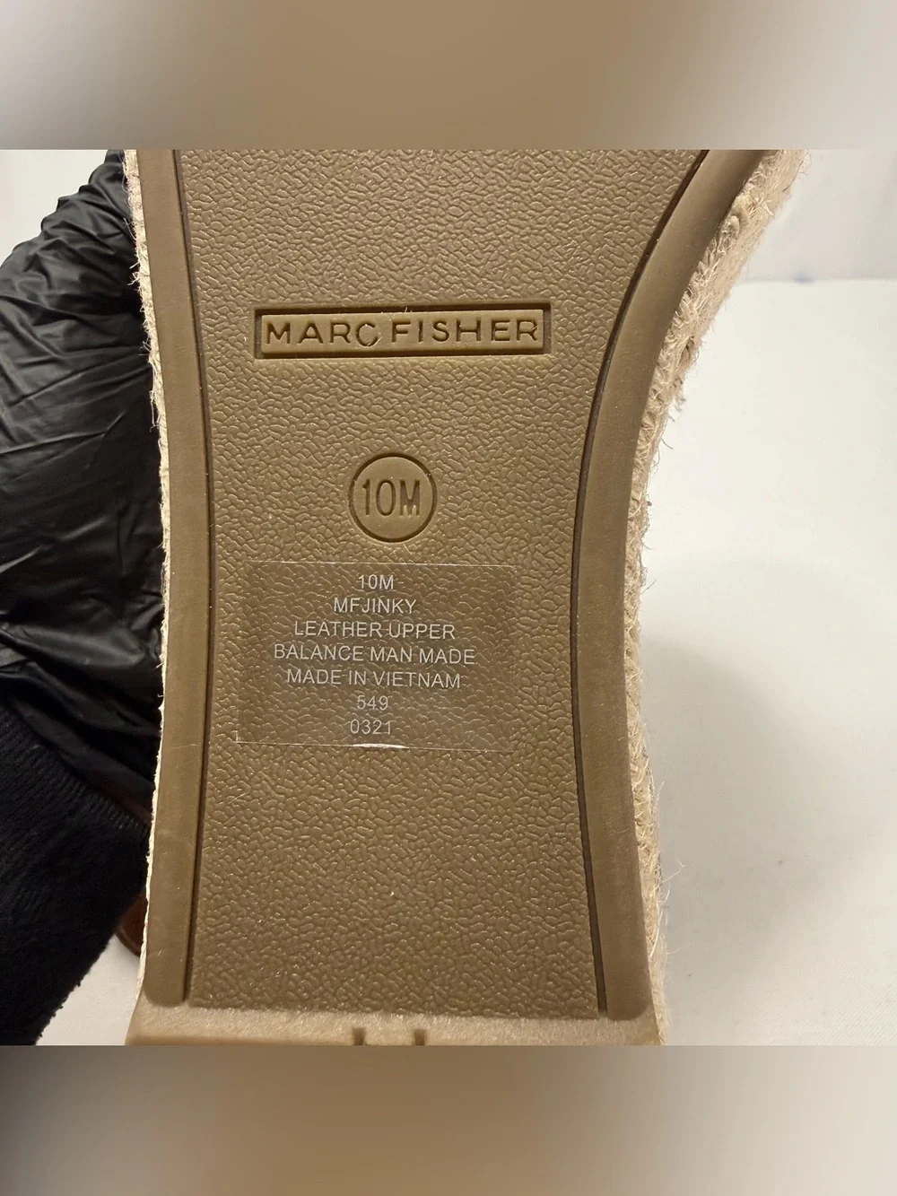 closure brand compare